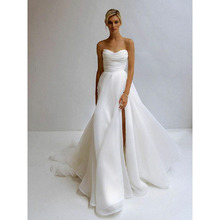 抹胸轻婚纱2025法式新款欧美小个子气质简约气质旅拍拖尾大码婚纱