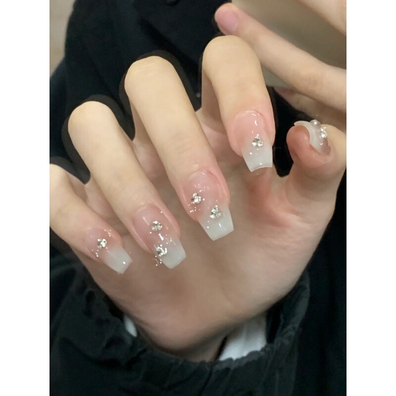 Purely Handmade Wearable Nails, Gradient Nude Color, Elegant Manicure Patches, Wholesale Students' Pure Lust Style, Removable Flash Diamonds