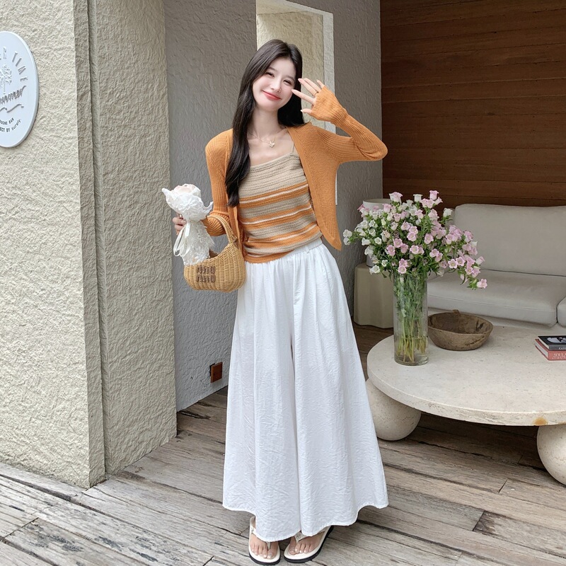 Korean-Style Comfortable and Relaxed Three-Piece Set for Women, 2026 Summer New Casual Cardigan Striped Knit Suspender Skirt and Pants Set Korean-Style Comfortable and Relaxed Three-Piece Set for Women, 2026 Summer New Casual Cardigan Striped Knit Suspender Skirt and Pants Set