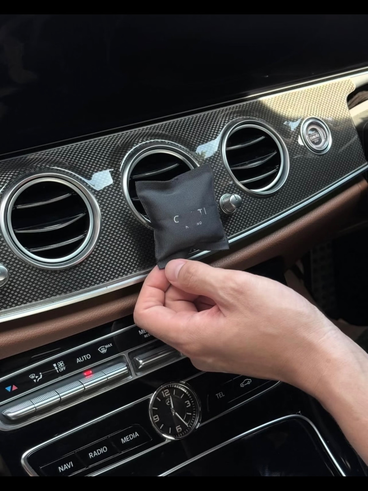 Italian Niche Car Fragrance Pack Cu*Ti Car Fragrance Fresh Scent Sachet Car Air Vent Car Fragrance