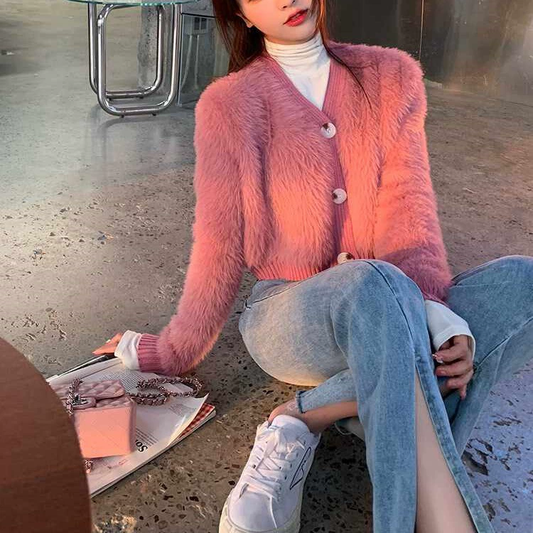 2022 новый модный плюшевый короткий свитер с тремя пуговицами, Женский Осенний свободный тонкий свитер в иностранном стиле