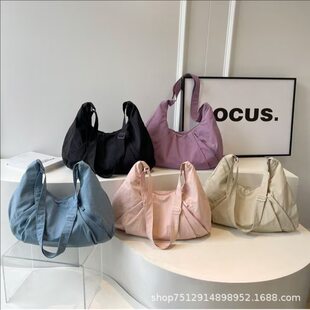 Nylon capacious one-shoulder bag, bag strap, universal travel bag, Korean style, simple and elegant design