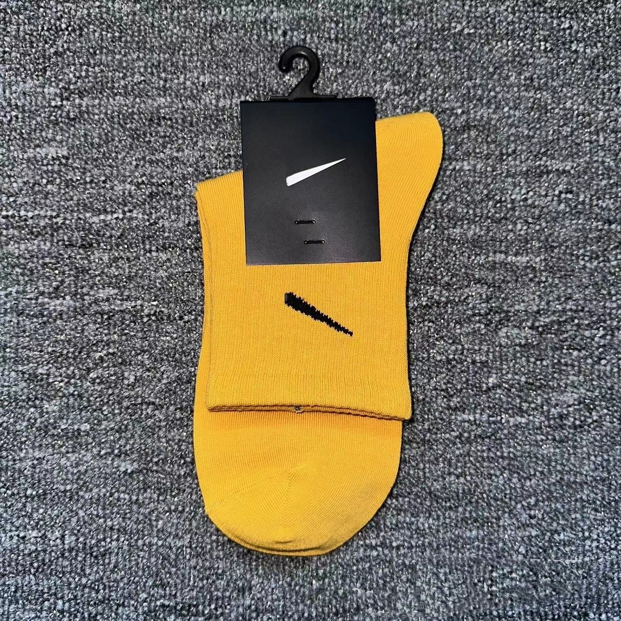 Yellow, mid-length