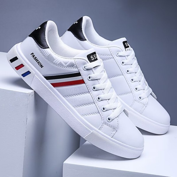Extra large casual footwear for leisure