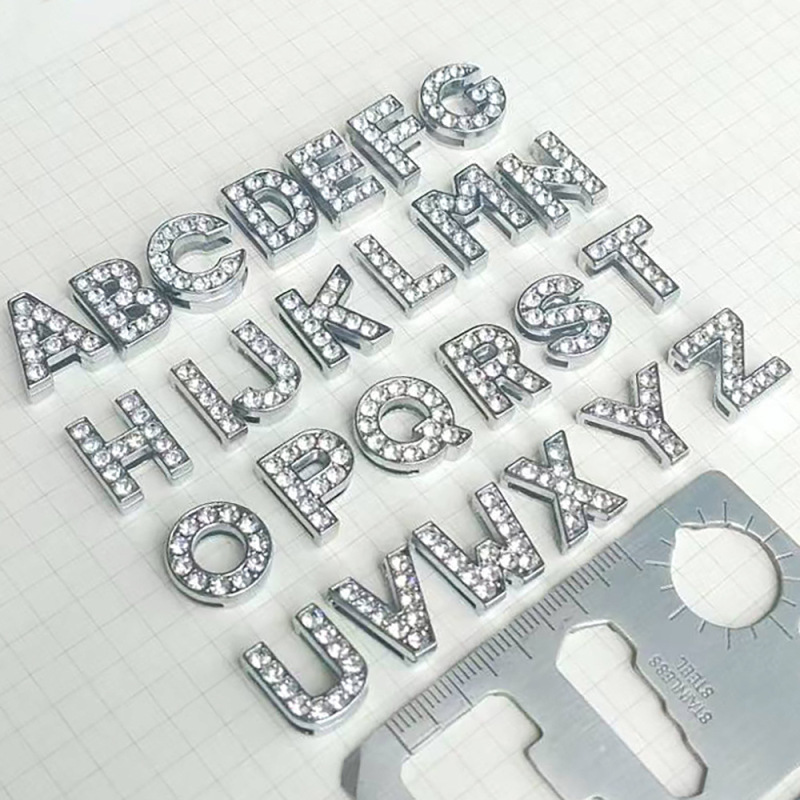 10Mm/8Mm Chrome Alloy White Diamond English Perforated Letters Wear Suitable for DIY Bracelets Bracelets Jewelry Accessories