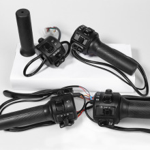 电动车把座开关新国标牛款一体转把组合开关带喇叭大灯转向灯总