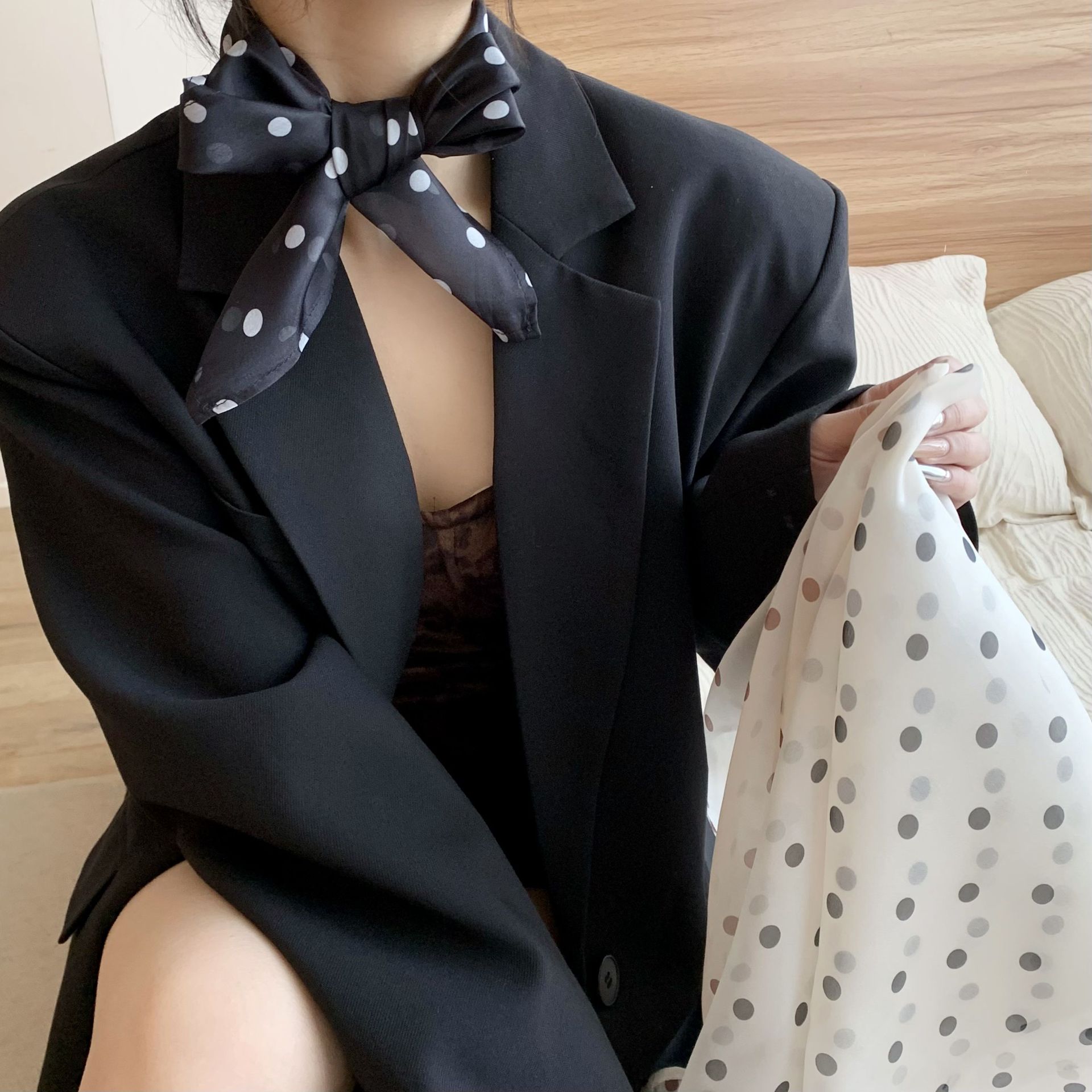 Bufanda de seda para mujer, bufanda cuadrada, estilo fino de primavera y verano de alta calidad, estilo occidental, bufanda de cuello de todo fósforo, bufanda, diadema al por mayor