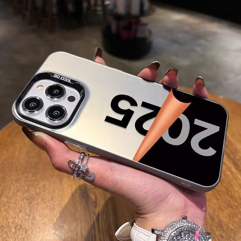 2025 nueva aplicación iPhone16promax funda para teléfono móvil 15Plus marca de moda 14 color plata 13 año de la serpiente 12 año nuevo