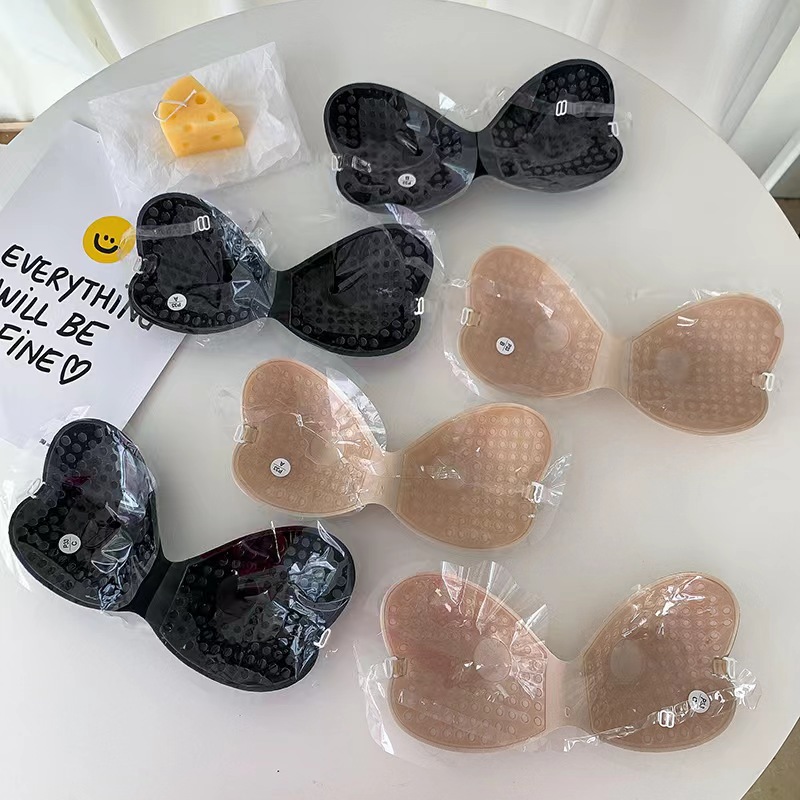 New-style silicone breast stickers: non-slip, push-up, and lift-enhancing—extra-thick silicone version with an invisible design, featuring a transparent back strap perfect for wedding dresses.
