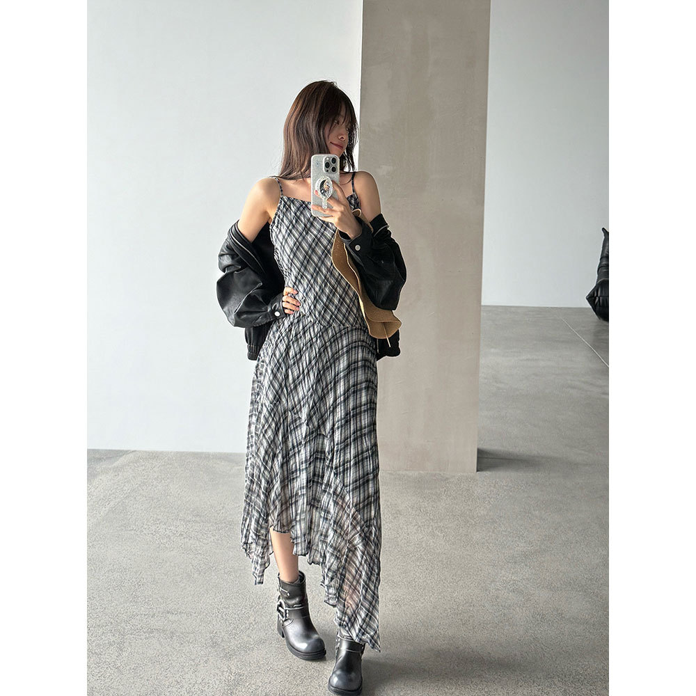 【王琪芝】复古格纹吊带连衣裙女夏不规则下摆设计感A字长裙WQ201