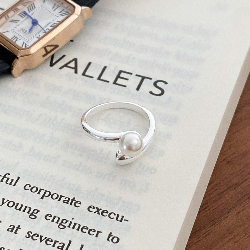 Franse kruisvormige parelmoer ring voor dames, minimalistische mode, uniek en eenvoudig, veelzijdig niche design. Open ring_voghion.com
