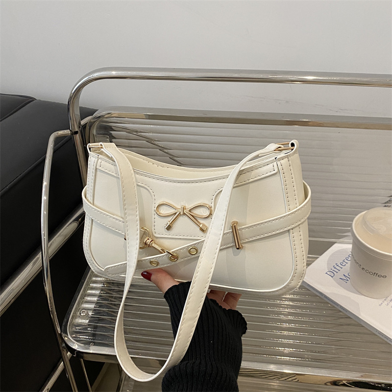 Fashionable 2025 New Model, High Aesthetic Value, Versatile Underarm Fresh And Casual Small Square Shoulder Bag, Stylish_voghion.com
