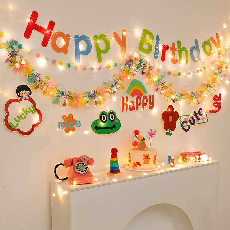 Verjaardagsslinger met bloemen en led voor kinderfeest_voghion.com