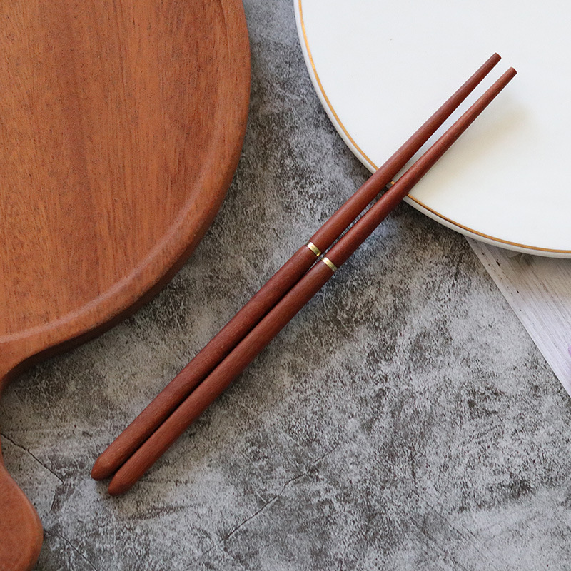 Acampar al aire libre plegable rojo sándalo palillos viaje de acero inoxidable ala de pollo Ebony palillos de almacenamiento portátil regalo