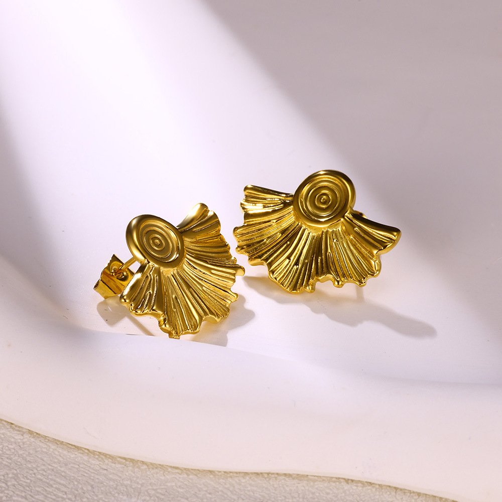 13g Weight 0.03µm-0.05µm Gold Plating Thickness PVD Coated Gold Plating Process 304 Stainless Steel Ear Needle Material Real Gold Plated Plating Material Stone-Free Inlay Material Ear Studs Classification 18K Gold Plating Color 1 Pair Quantity Daily Occasion 304 Stainless Steel Material Shamrock, Flower Pattern Women's Gender Vintage Style Style Waterproof Non Tarnish Craft PVD Coated Real Gold Plated 18K Gold Shamrock Flower 304 Stainless Steel Vintage Style Waterproof Non Tarnish Ear Studs 13