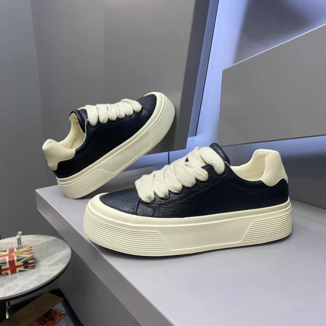 Trendy Men's Shoes 2025 New Thick-Soled Comfortable Fashion Versatile Thick-Soled Casual Shoes Trendy Soft-Soled Work Sneakers