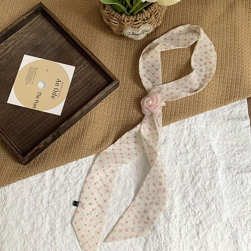 Bufanda de seda, bufanda pequeña de moda de alta gama, flor de todo fósforo, clip tridimensional, decoración de flores, serpentín, diadema