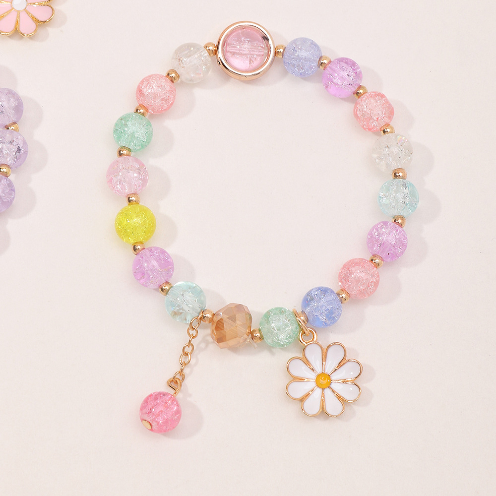 Creative Cute Little Daisy Pendant Glass Beaded Girls Bracelet display picture 4