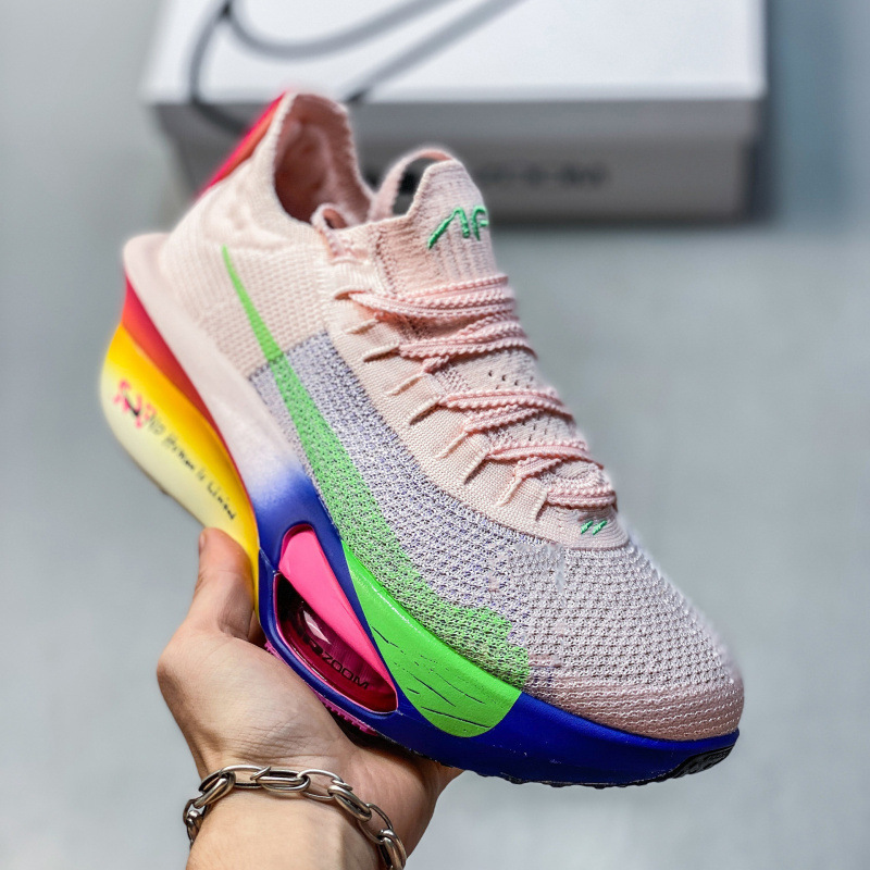 High-end Alphafly carbon-plate running shoes for export, featuring a thick sole and air cushioning, suitable for both men and women, designed for casual wear and competitive running