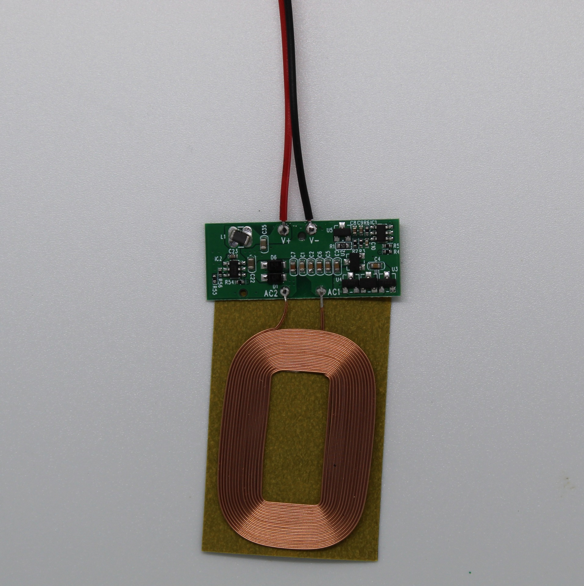 Mobile phone universal wireless charging receiver TI wireless receiver universal receiving piece universal receiving sticker