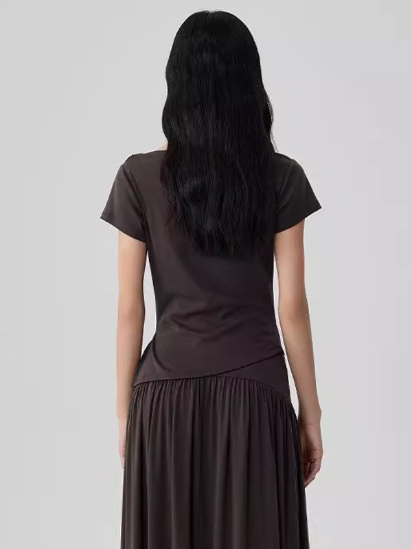 夏の新しいスタイルのスイングカラーデザイン半袖Tシャツウエストスリット女の子の絶妙なトップ|undefined