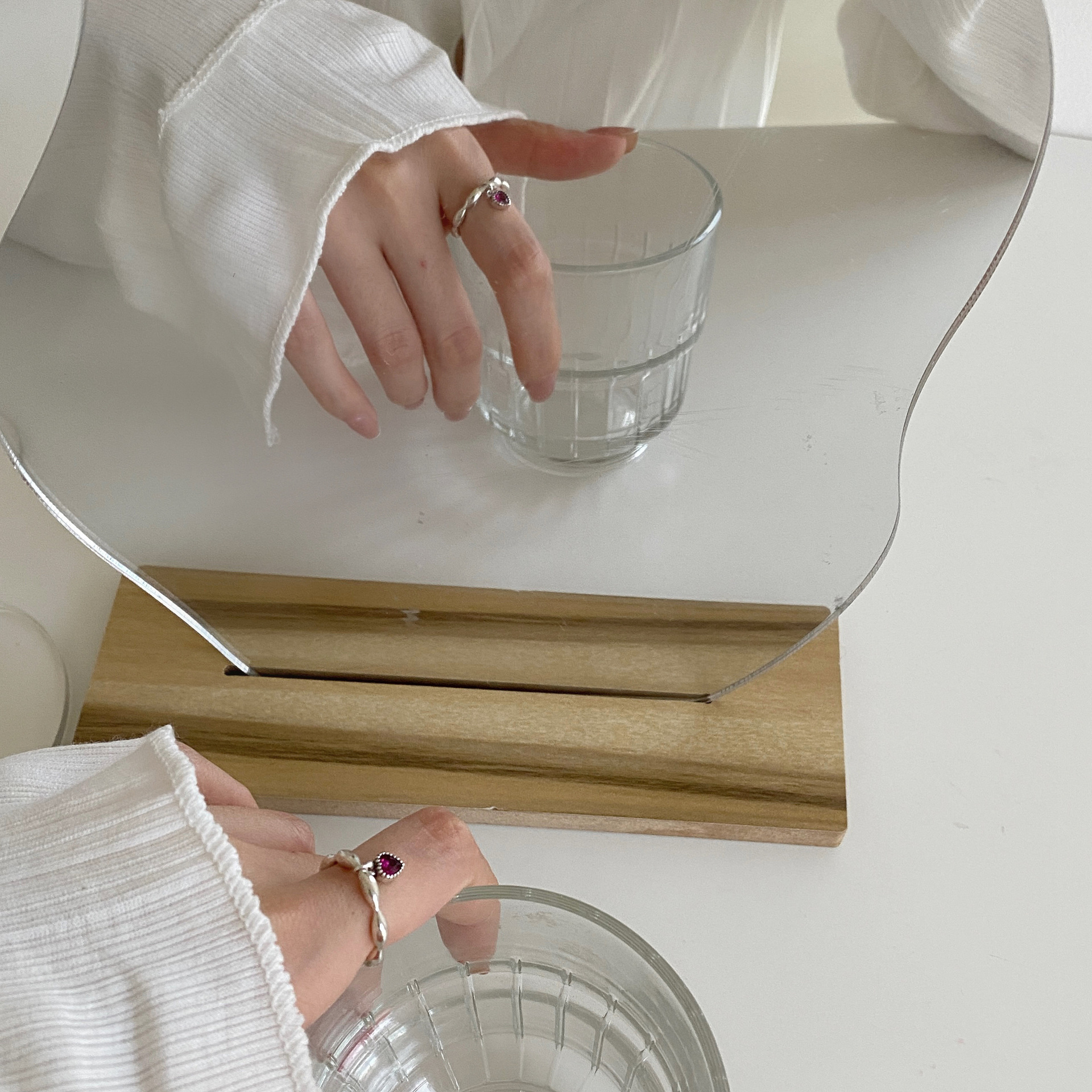 5784213E-3CAF-41FB-BF33-2E0EDF