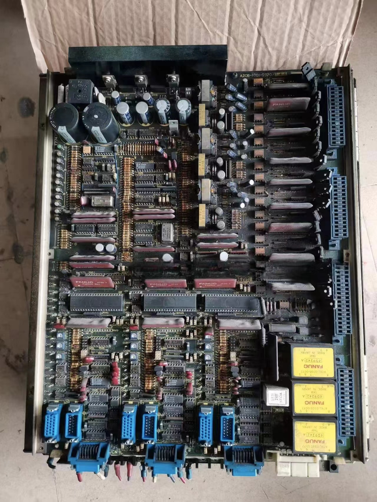 FANUC发那科A06B-6050-H401放大器控制器主板以及加工中心维修