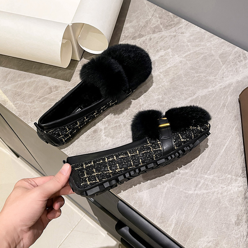 Otoño e invierno 2024 nuevos zapatos de guisantes de fondo plano para mujer más zapatos de lana cálidos de terciopelo para mujer zapatos de gran tamaño para el invierno 41-43 image 5