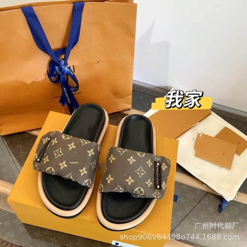 2025 Summer New Style Velcro Thick-Soled Trendy Beach Non-Slip Fashion Slide Sandals High-End Versatile Same Style 2025 Summer New Style Velcro Thick-Soled Trendy Beach Non-Slip Fashion Slide Sandals High-End Versatile Same Style