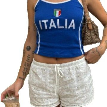 Ready-to-ship 2025 Cross-border wearable V-neck tops for women, beach fashion, sexy, slimming, simple style, wholesale.