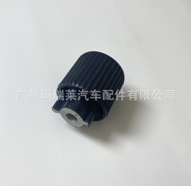 Suitable for BMW rear axle rubber sleeve 33316792872 33316792873 bushing 33316797238