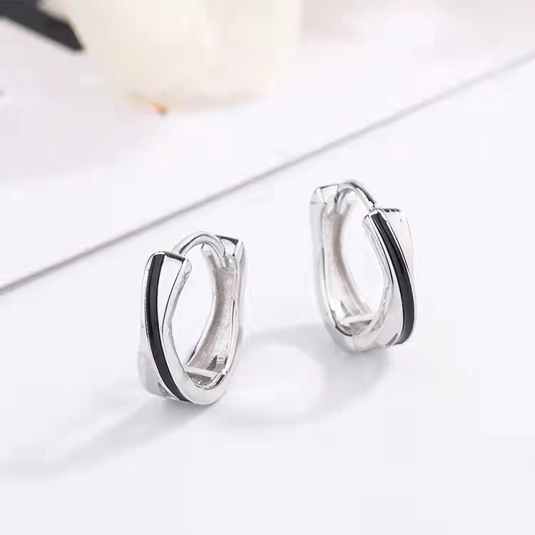Diseño de nicho de pernos de auriculares fríos entrelazados a rayas retro, simple y compacto, de alta calidad.