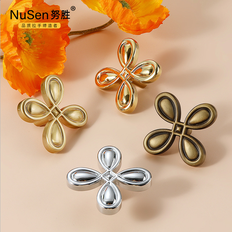 French light luxury brass handles wardrobe drawer chrome bright silver leaf clover four-leaf clover full copper pure copper cabinet door handles