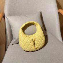 26新款杨树林秋冬季南台箱包包包女新款菱格半月腋下包大容量女士