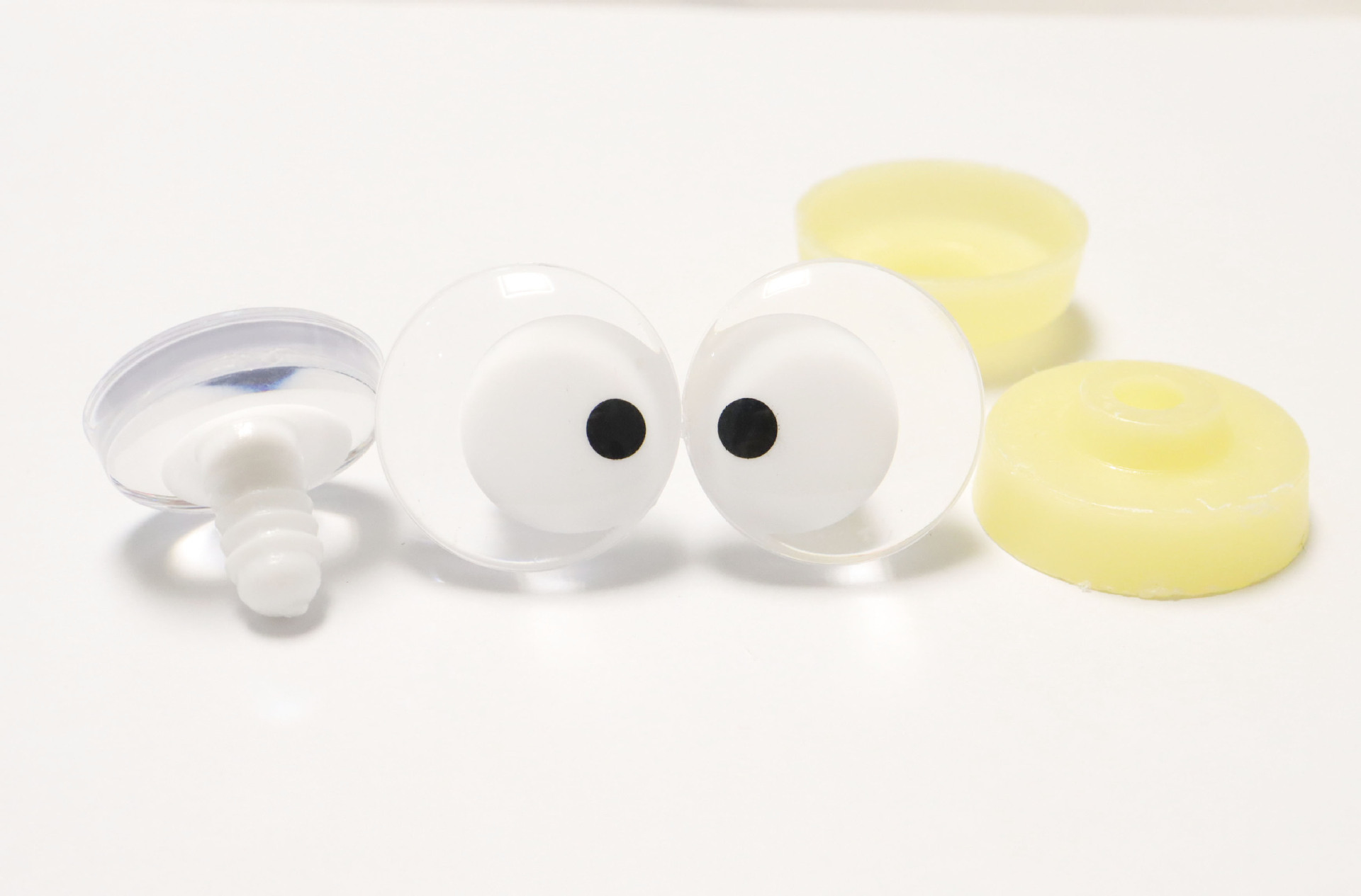 눈을 조금 희게