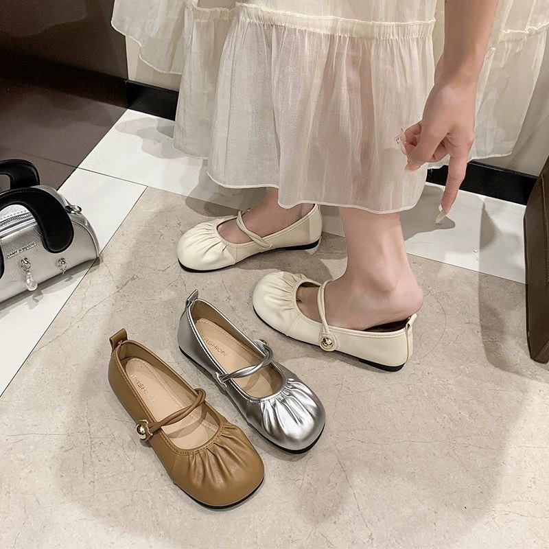 Popular Mary Zhen Doudou 2025 Spring and Summer New Flat Sole Wrinkled One-Line Grandma Light Mouth Gentle Single Shoes Fairy Style