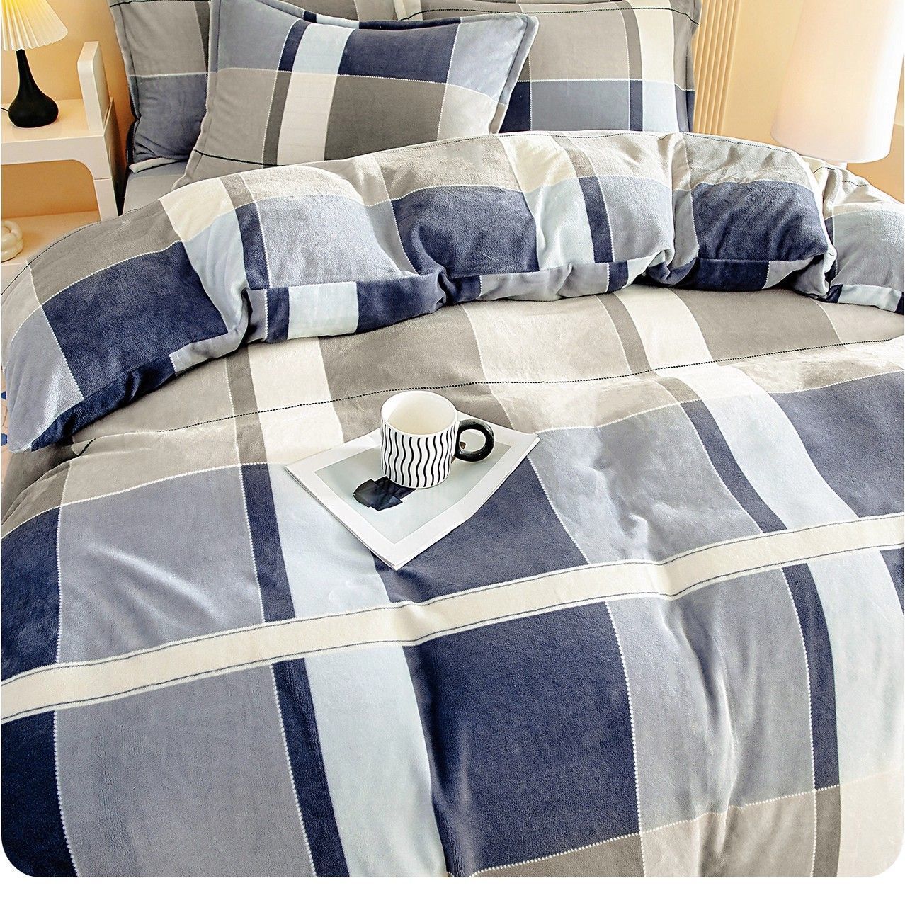 Invierno leche edredón cubierta de una sola pieza de coral Falei edredón cálido edredón cubierta de doble cara edredón dormitorio sábanas individuales