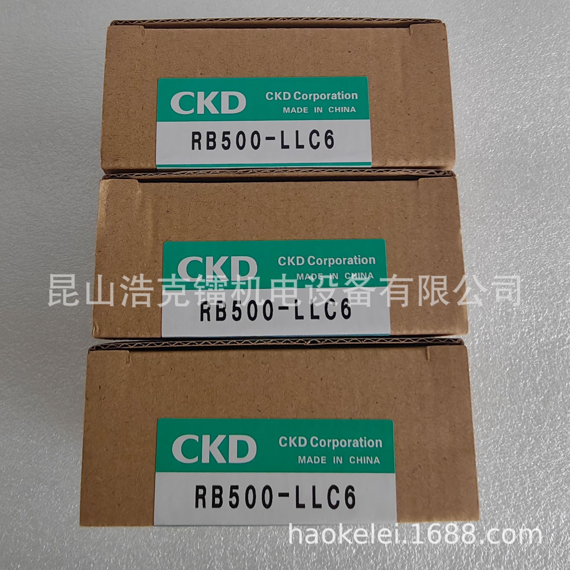 M4GD240R-06-B-3-3 电磁阀岛 全新 原装