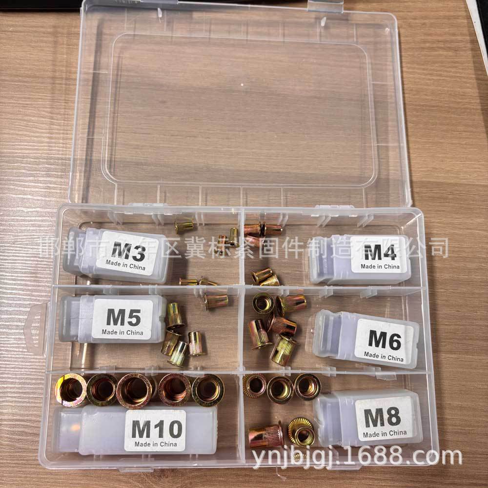 6 female connectors + 30 female connectors (packed in plastic box)