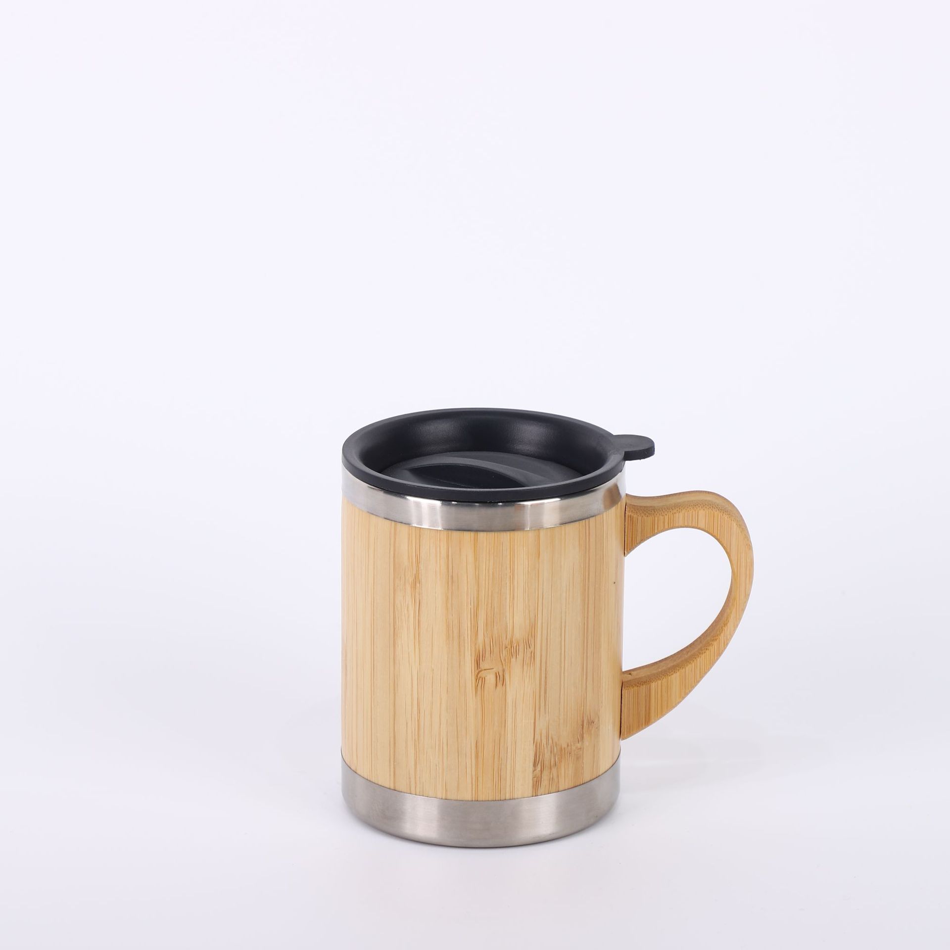 Cross-border 304 taza de acero inoxidable simple taza de agua de bambú y madera taza de vacío de automóvil taza de automóvil portátil
