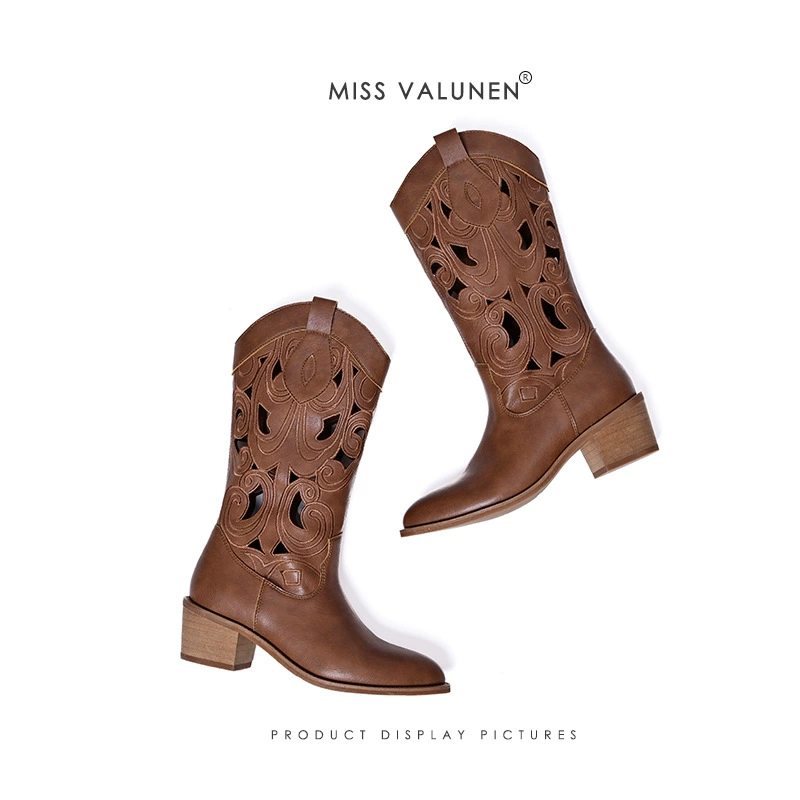 Summer denim retro high boots, with embroidery