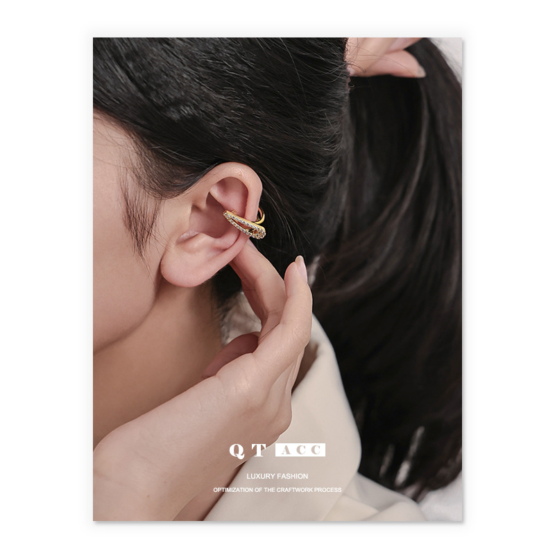 Latón chapado 18K oro real europeo y americano ins estilo minimalista versátil temperamento retro ZIRCON con incrustaciones oído hueso clip pendientes para las mujeres
