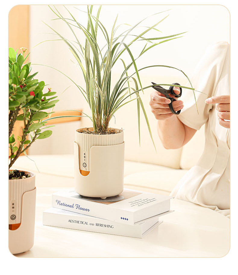 Plastkruka med fat för suckulenter i snygg design_voghion.com