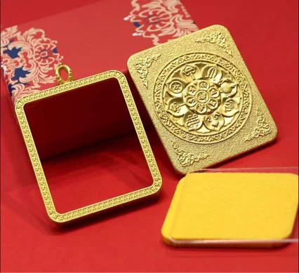 Thangka Frame with the Eight-Pointed Star Symbol, Mani Treasure, Gold-Plated Double-Sided Hollowed-Out Thangka Pendant