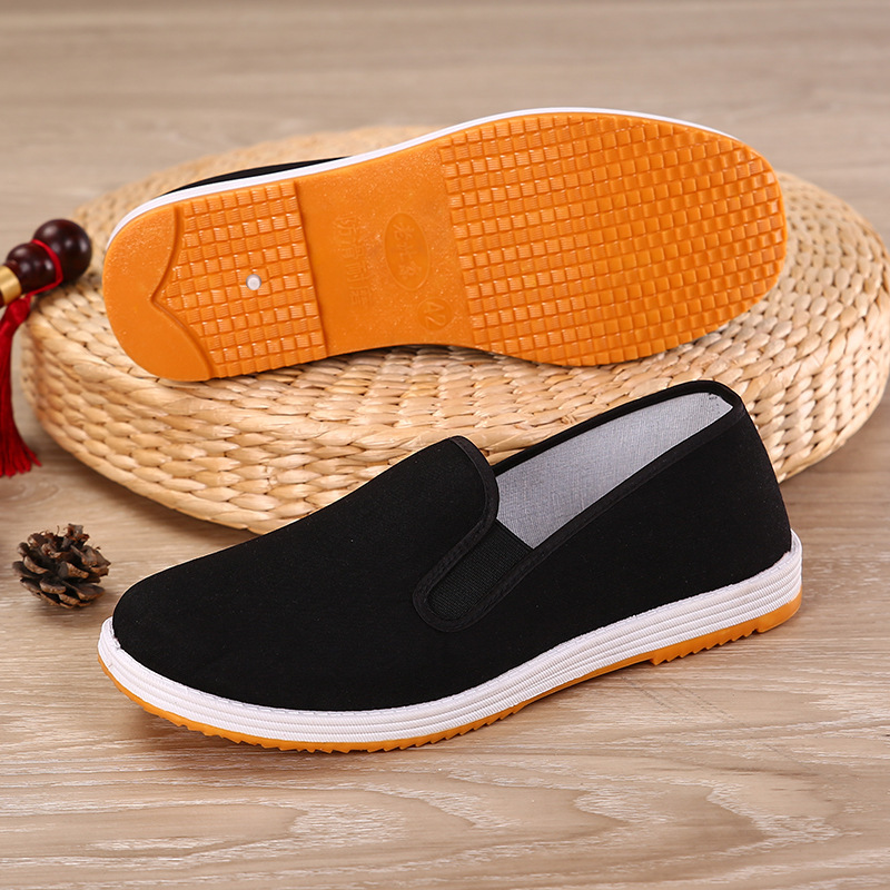 Upgraded Old Beijing cloth shoes men's soft breathable tendon sole slip-on stall shoes injection work Yellow sole shoes Upgraded Old Beijing cloth shoes men's soft breathable tendon sole slip-on stall shoes injection work Yellow sole shoes