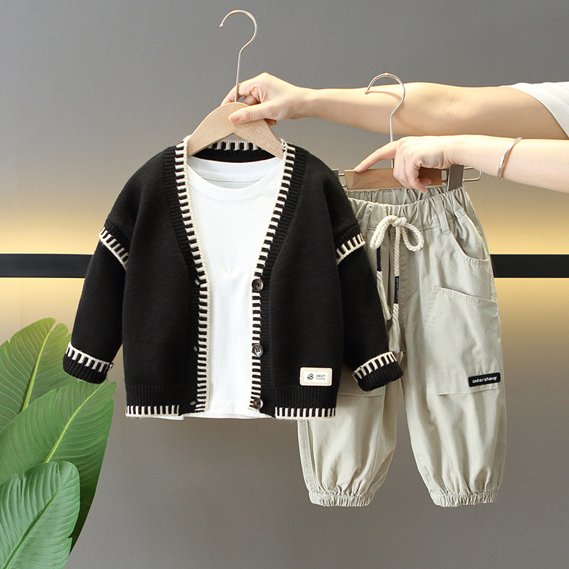 6149 traje de otoño para niños 2025 nuevo estilo estilo occidental suéter para niños chaqueta traje de tres piezas bebé primavera y otoño versión coreana