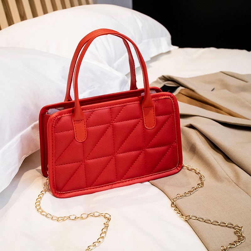 Bolso de las mujeres nuevo estilo acanalado portátil pequeño bolso cuadrado simple caramelo color crossbody bolsa moda personalizada cadena bolso de hombro