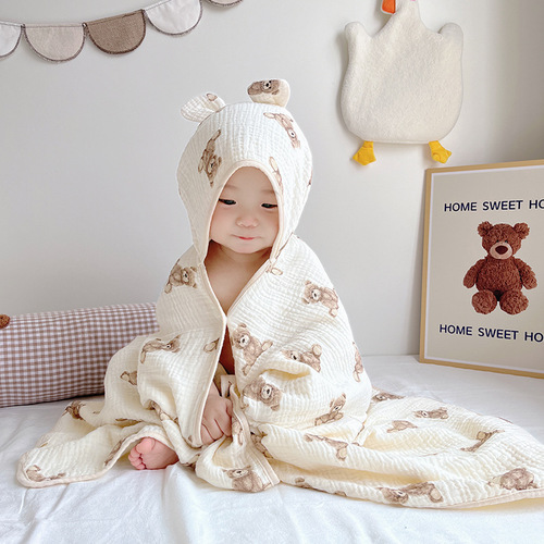Children's cloak hooded bath towel newborn baby cloak baby spring and summer hooded beach bathrobe can wear cartoon quilt