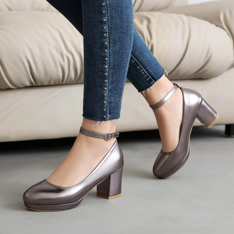 High-Heeled Leather Shoes for Women, Spring and Autumn 2026 New Style, White French Wedding Shoes, Retro Chunky Heel, Thick-Soled Height-Increasing Mary Jane Shoes High-Heeled Leather Shoes for Women, Spring and Autumn 2026 New Style, White French Wedding Shoes, Retro Chunky Heel, Thick-Soled Height-Increasing Mary Jane Shoes