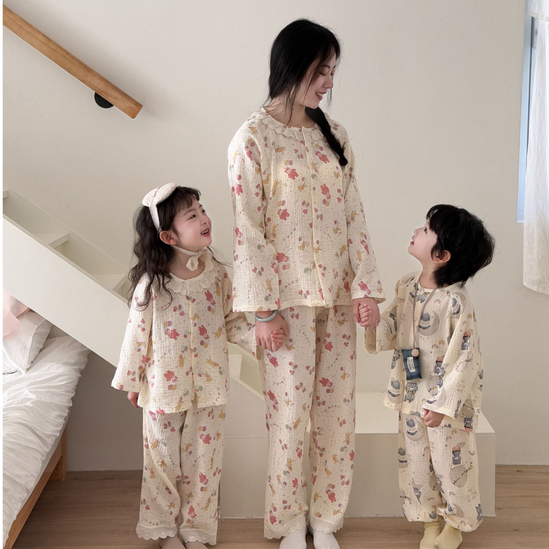 2026 Spring and Autumn Parent-Child Matching Outfits, Nine-Quarter Length Cotton Gauze Children's Lace Set, Boys and Girls Pure Cotton Homewear